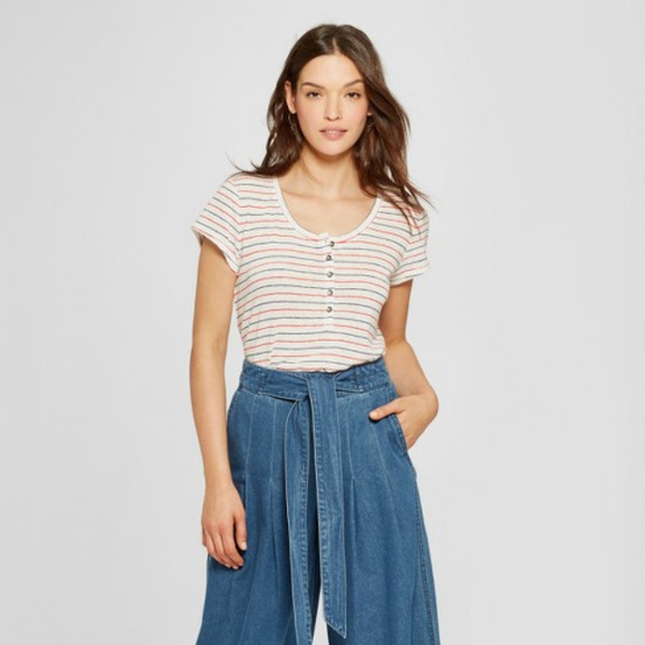 Universal Threads Blouse - Picture 1 of 4